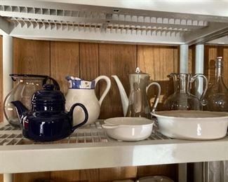 tea pots and pitchers  