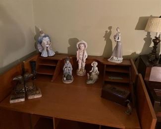 Lladro figurines    bookends    small lamp     bookcase/desk