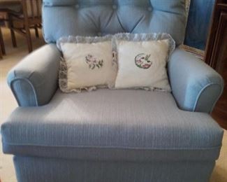 Set of 2 Upholstered Blue Chairs