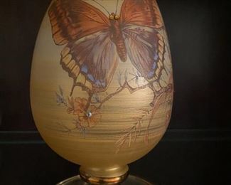 Glass decorative egg