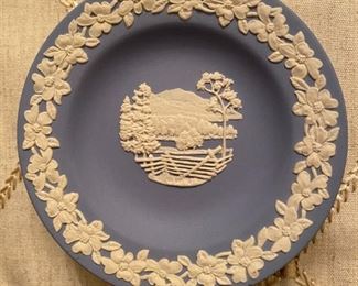 Wedgwood plate Smokey Mountains  small