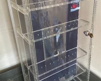 Acrylic Table Top Display