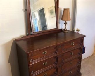 Dresser w/ Mirror