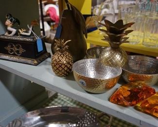 decor, Pineapple serving pieces