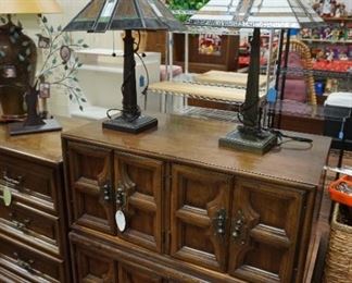 Stained glass lamps, 2 cabinets