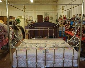 brass 4 poster bed