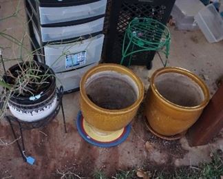 flower pots, storage