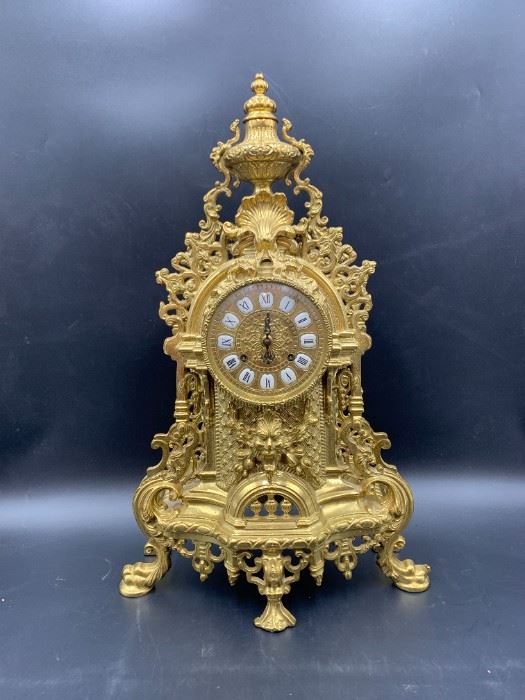 BID HERE: https://hibid.com/catalog/335353/antiques-and-collectibles-galore--round-2/