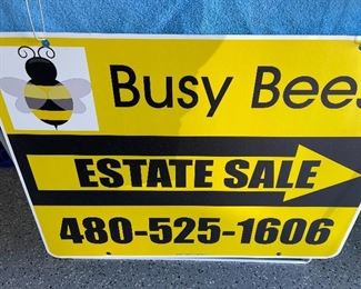 We are the Busy Bees 🐝! We want you to enjoy your shopping e perform exercises with us! Come and say “hi” to Cheryl, Sherrie, Estelle, Maria, Jeff, Erin & Michele. All of us are here to help you find anything you need!