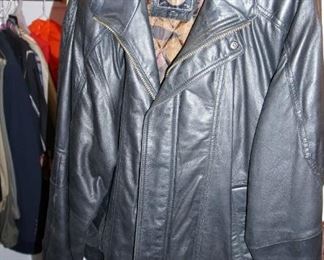Mens black leather jacket, Members Only, XL