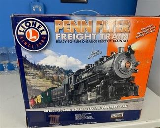 CURRENT OFFER: $70   LOT 25:
Penn Flyer Ready to Run set