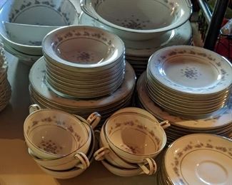 Fine China: Noritake, Camille