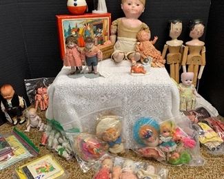 Assortment of miscellaneous dolls including unusual Martha Chase, wooden dolls, Little Kiddles, etc