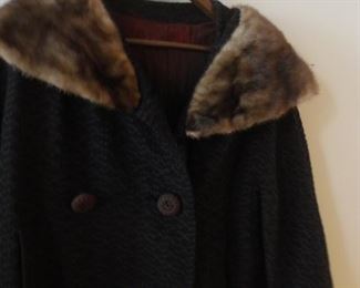 Vintage Coat with Fur Collar