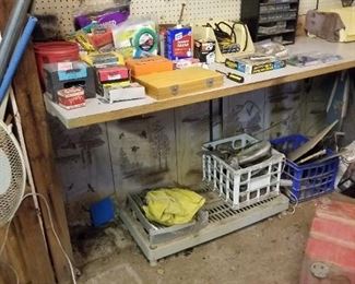 Small tools and organizers