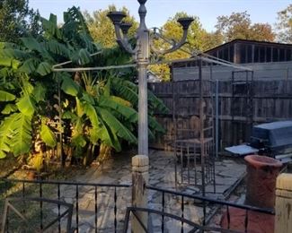 Aluminum 3 arm light post