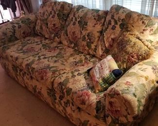 Matching sofa and love seat
Clean condition
