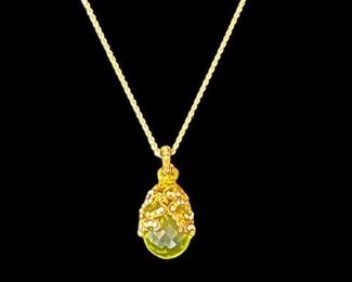 14k Gold and Peridot Colored Glass Pendant Necklace