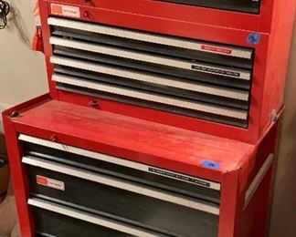 *2- Craftsman 4 drawer middle toolboxes26"×11"×11.5" $130 each,
*Craftsman Rolling tool chest 3 drawer, 1 cubby 26.75"×18"×31" $150