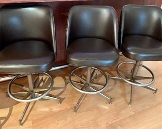 MidCentury Swivel bar chairs 19"×17"×37"(24"-seat) $48 each
3 available