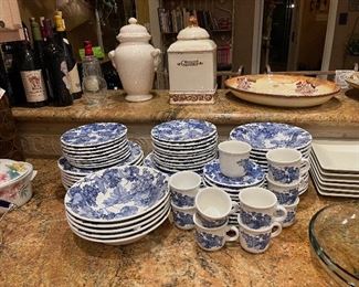 blue and while dish set