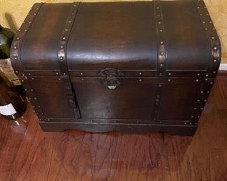 accent trunk - one of several
