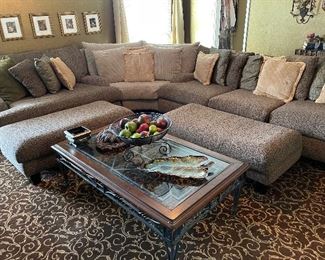 sectional sofa with 2 ottomans, glass top coffee table and decorator accent pillows