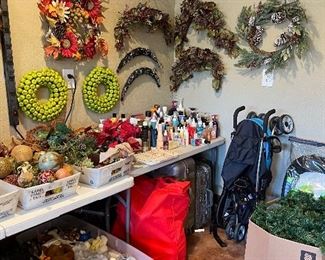 Lots of decorating items to chose from