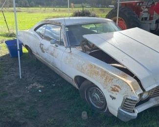 Farm Fresh! 1967 283 Impala. 3 speed on the column. Original condition needs a collectors restoration. Car is NOT rusted through any where. Has not been wrecked. Have the title and keys. Not in driving condition.