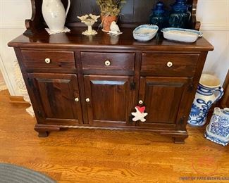 ETHAN ALLEN "Old Tavern" Hutch / Sideboard