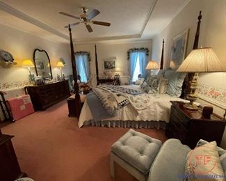 AMERICAN DREW 6 Piece Bedroom Set