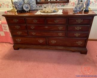 AMERICAN DREW 6 Piece Bedroom Set