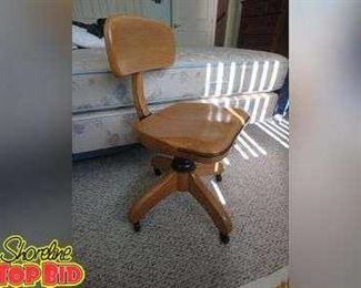 MidCentury Office Chair, Solid Wood, from Smoke and Pet Free Home