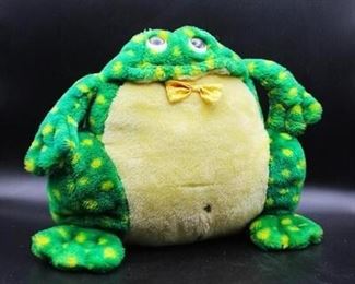 Vintage Dakin Freckles Round Green Frog Plush