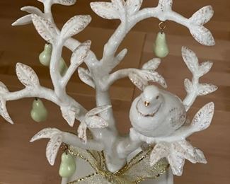 Lenox Partridge In A Pear Tree Porcelain Figurine. Photo 2 of 2.