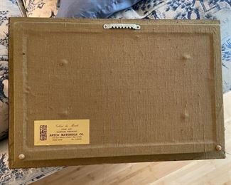 Vintage Chinese Gilt Wood Shadow Box. Measures 17" W x 4" D x 11"H. Photo 2 of 3.