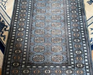 Vintage Persian Rug. Measures 3' x 5'. Photo 1 of 4.