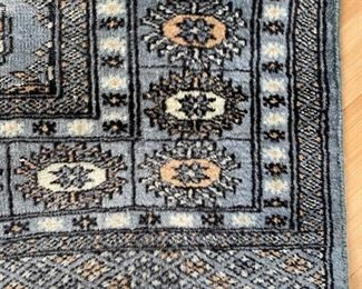 Vintage Persian Rug. Measures 3' x 5'. Photo 3 of 4.