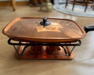 Japanese Copper Tamagoyaki Omelette Pan With Lid and Warming Tray. Photo 2 of 4.