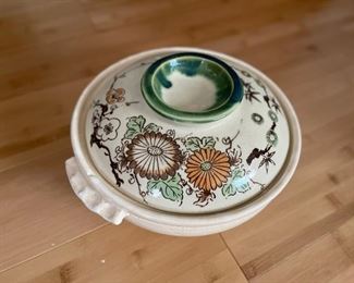 Japanese Covered Casserole and Set of 5 Bowls. Photo 2 of 5.