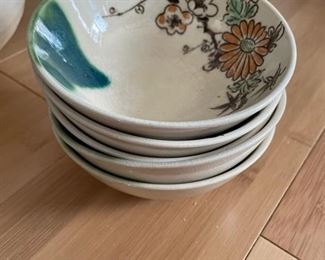 Japanese Covered Casserole and Set of 5 Bowls. Photo 5 of 5.