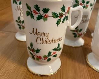 Set of 6 Limited Edition Royal Tara "Merry Christmas" Holly Mugs. Photo 2 of 3.