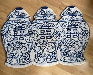 Wool GingerJar Rug. Measures 22"H x 32" W.