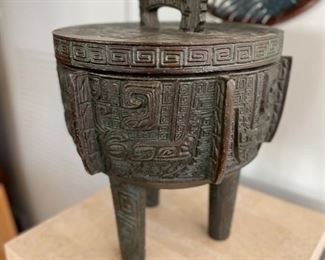 Vintage James Mont Faux Bronze Burmese Ice Bucket Barware Made Taiwan. Photo 1 of 4.