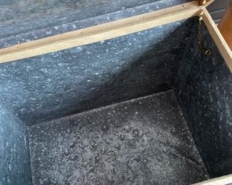 Vintage Tea Storage Chest. Photo 3 of 3.