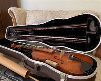 Violin with case and bows
