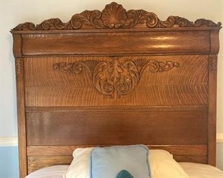 Antique Tiger oak bed $680
Buy it now, call Bill Anderson 615-585-9301