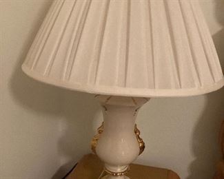Antique lamp $60

Buy it now, call Bill Anderson 615--9301 or Diane Cox 865-617-0420