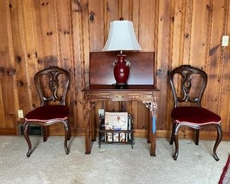 Chippendale card table, Victorian balloon back chairs, red pottery lamp 