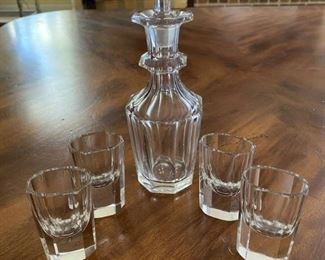 Nice Set of Decanter and 4 Shot Glasses